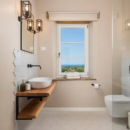 Zelena With Panoramic Seaview And Big Pool Villa