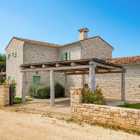 Zelena With Panoramic Seaview And Big Pool Бале