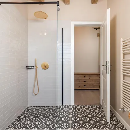 Zelena With Panoramic Seaview And Big Pool Вилла *