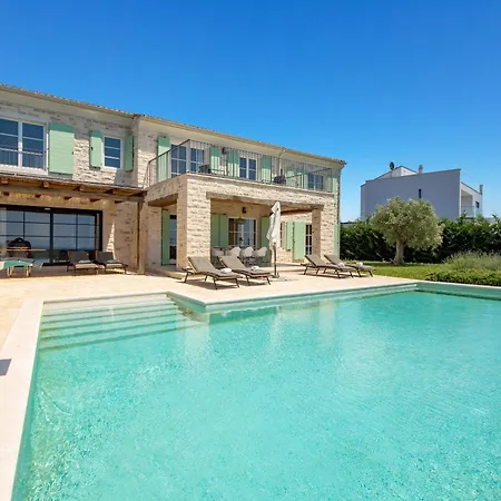 Zelena With Panoramic Seaview And Big Pool Bale