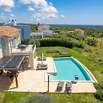 빌라 Zelena With Panoramic Seaview And Big Pool