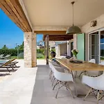 빌라 Zelena With Panoramic Seaview And Big Pool