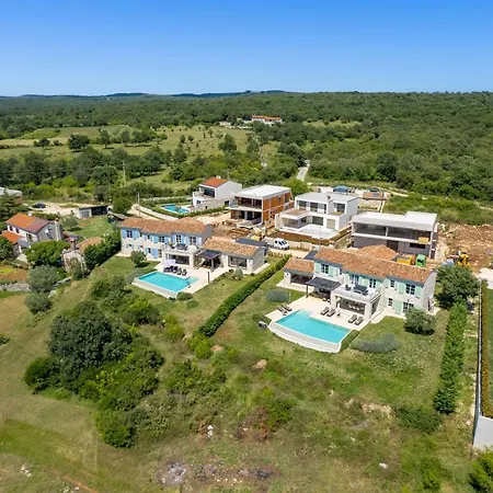 Vila Zelena With Panoramic Seaview And Big Pool