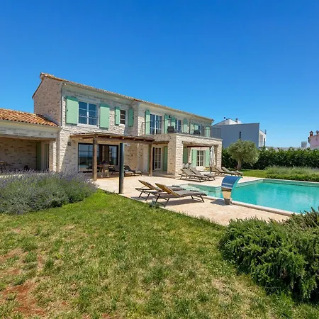 Vila Zelena With Panoramic Seaview And Big Pool Bale