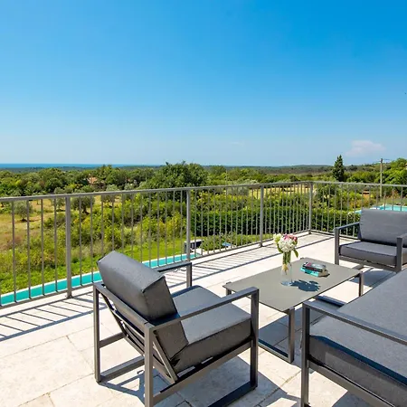 Zelena With Panoramic Seaview And Big Pool Vila