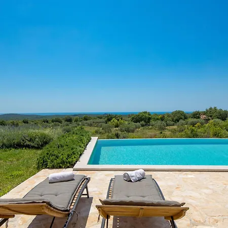 Zelena With Panoramic Seaview And Big Pool Vila *