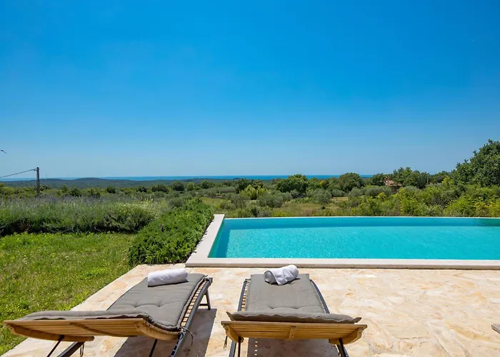 Zelena With Panoramic Seaview And Big Pool Vila *
