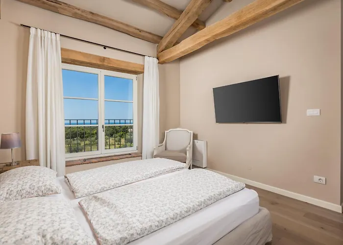 Zelena With Panoramic Seaview And Big Pool Vila *