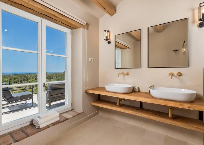 Zelena With Panoramic Seaview And Big Pool Vila Bale